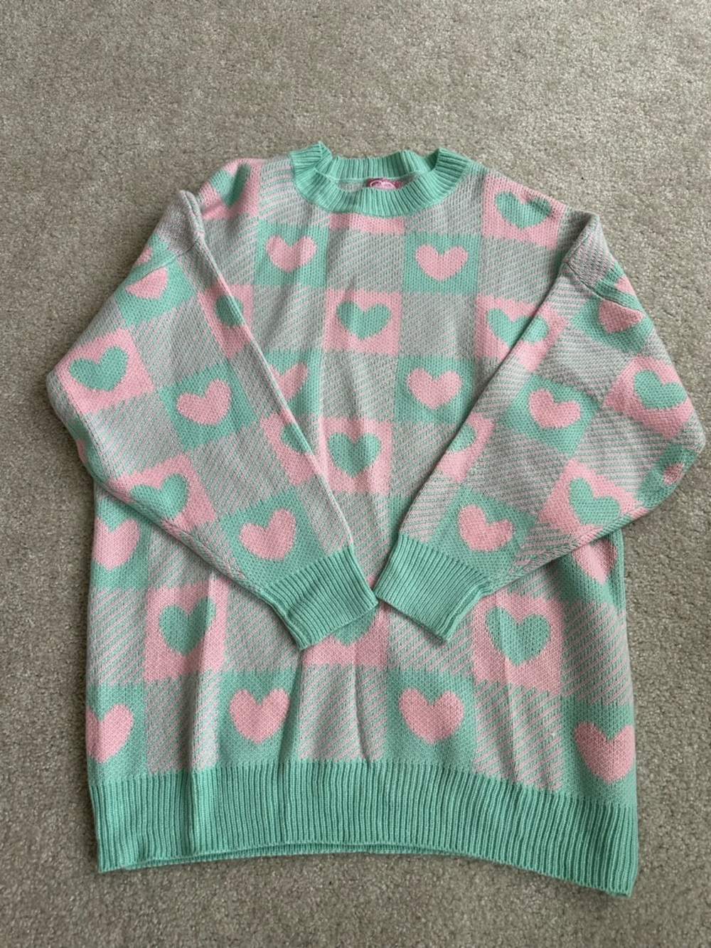 SOLD - Women's Mint & Pink Heart Crewneck Sweater